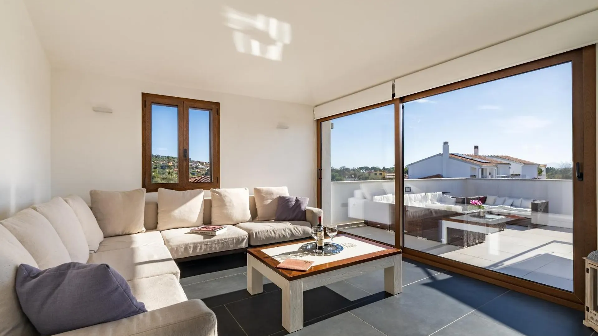 Lighthouse Holiday Home Àrbatax